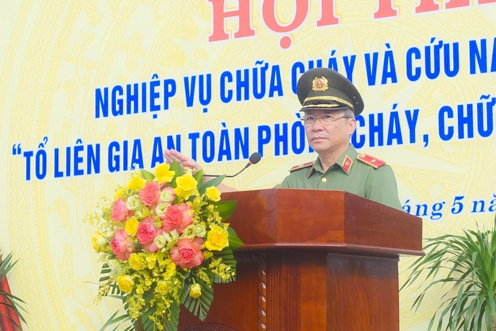 Thiếu tướng Nguyễn Đức Dũng, Giám đốc Công an tỉnh Quảng Nam phát biểu khai mạc hội thi 26-5-pccc-3.jpg