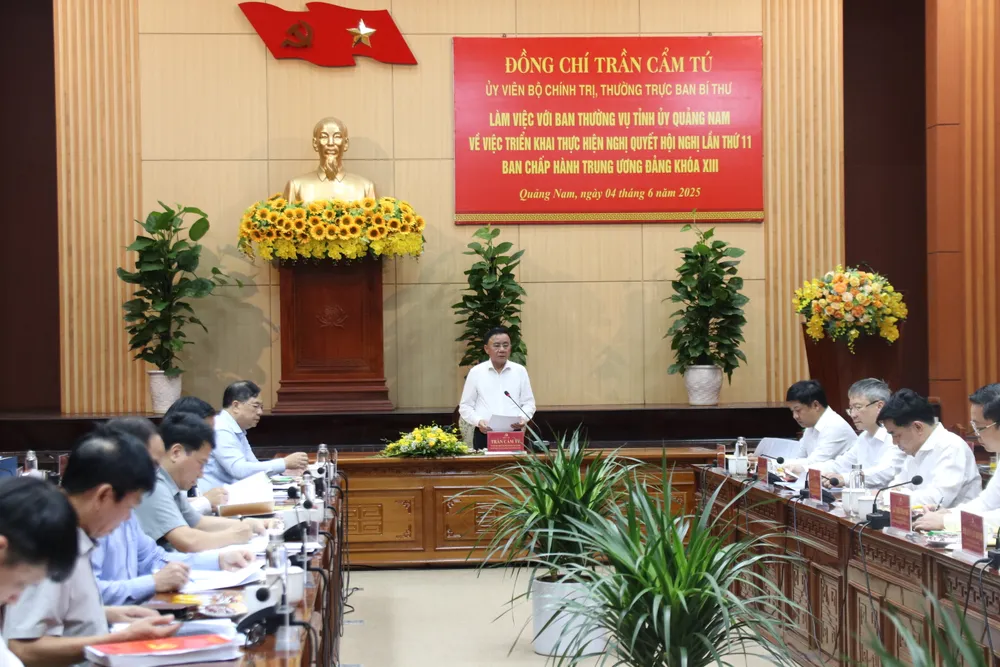 Quang cảnh buổi làm việc. Ảnh: NGUYỄN CƯỜNG IMG_1894.JPG