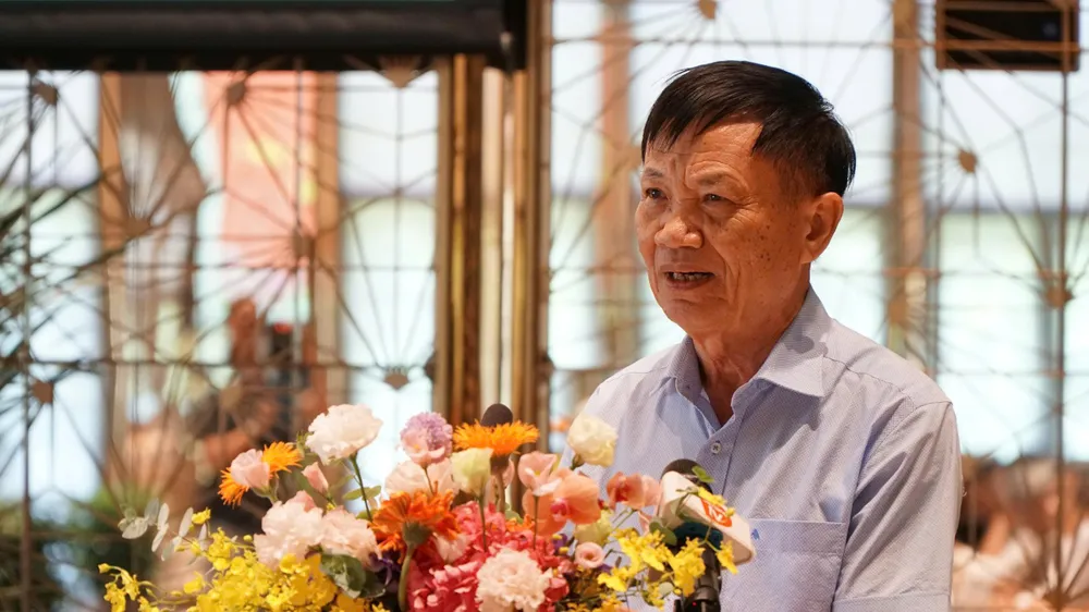 Nguyên Bí thư Thành ủy Đà Nẵng đề nghị tăng mức đầu tư cho vùng trung du và miền núi sau sáp nhập. Ảnh: NGUYỄN CƯỜNG 28-6-lay-y-kien-Da-Nang-.jpg