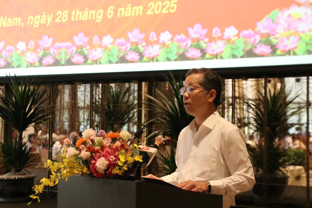 Ông Nguyễn Văn Quảng, Bí thư Thành ủy Đà Nẵng phát biểu tại hội nghị. Ảnh: NGUYỄN CƯỜNG 28-6-lay-y-kien-Da-Nang-moi- (2).JPG