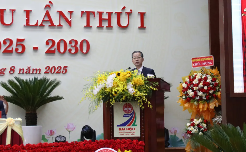 Bí thư Thành ủy Đà Nẵng Nguyễn Văn Quảng phát biểu chỉ đạo tại đại hội. Ảnh: NGUYỄN CƯỜNG 1-8-da-nang-dat-muc-tieu-4.JPG