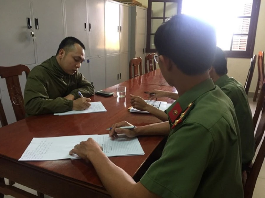 Đưa tin thất thiệt về dịch Corona ở Đà Nẵng, một thanh niên bị phạt 10 triệu ảnh 1 Đưa tin thất thiệt về dịch Corona ở Đà Nẵng, một thanh niên bị phạt 10 triệu ảnh 1
