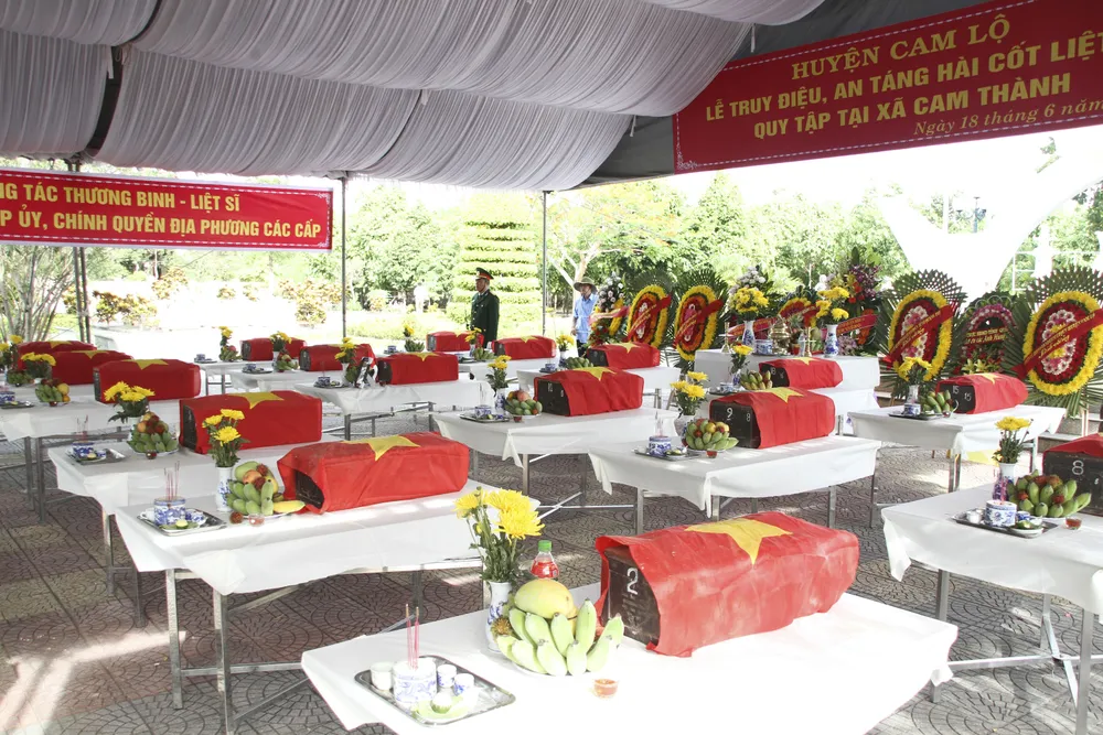 Quảng Trị: Truy điệu và an táng 18 hài cốt liệt sĩ ảnh 1 Quảng Trị: Truy điệu và an táng 18 hài cốt liệt sĩ ảnh 1