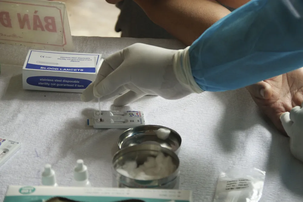 Quảng Trị: Tiến hành xét nghiệm nhanh Covid-19 cho người về từ vùng có dịch  ảnh 5