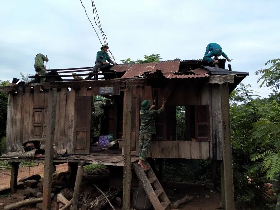 Quảng Trị: Nỗ lực hỗ trợ người dân khắc phục hậu quả bão số 5 ảnh 5 Quảng Trị: Nỗ lực hỗ trợ người dân khắc phục hậu quả bão số 5 ảnh 5