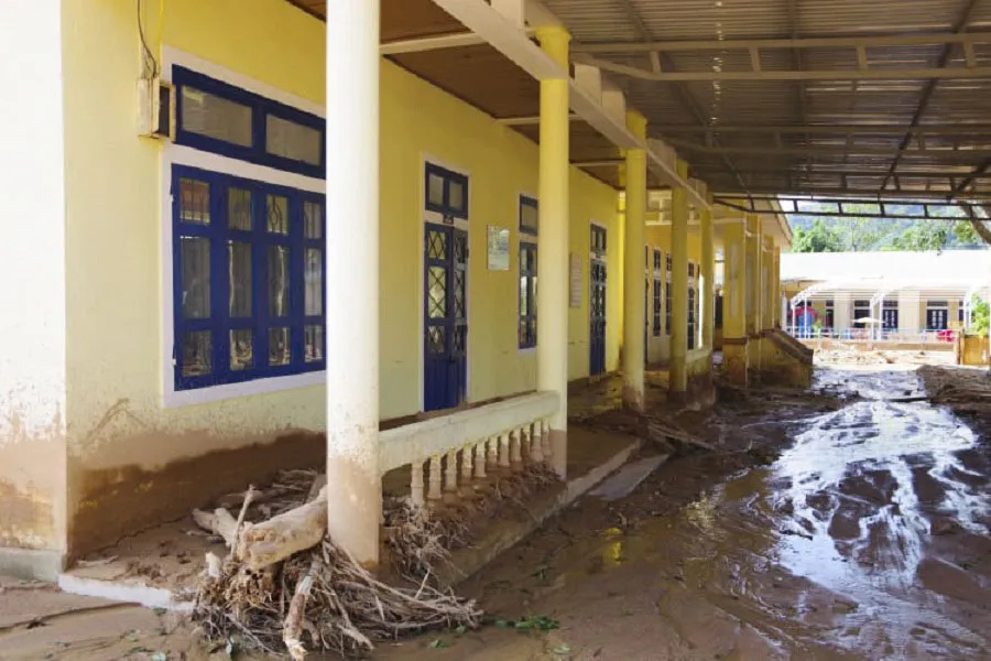 Quảng Trị: Hướng Việt tan hoang sau lũ, 2 lần thả hàng cứu trợ khẩn cấp bằng trực thăng ảnh 13