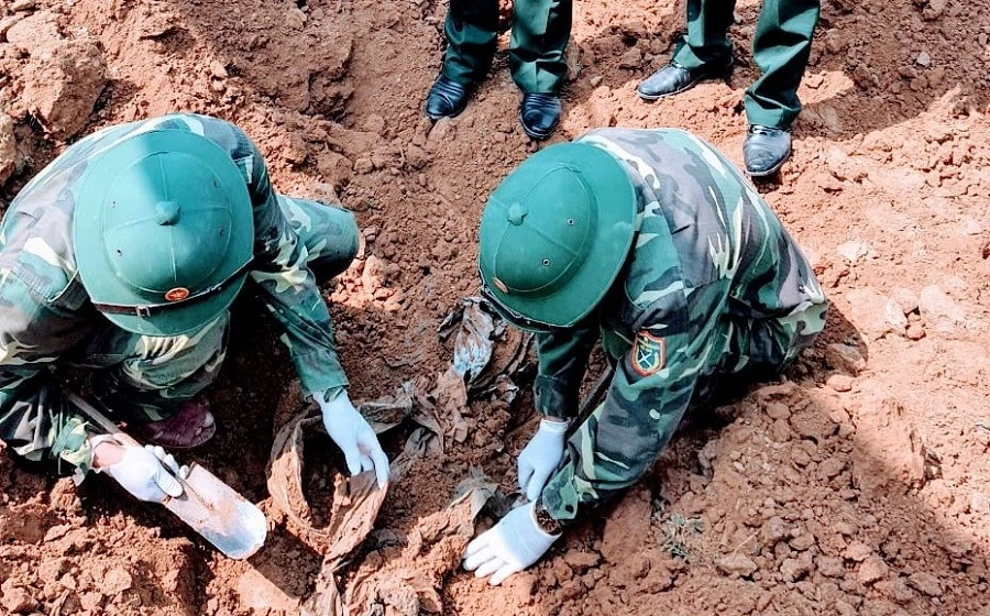 Khu vực phát hiện và quy tập được 2 hài cốt liệt sĩ tại thôn Quật Xá, xã Cam Thành, huyện Cam Lộ. Ảnh: TÀI TUYẾN 