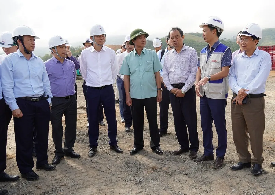 Tập trung tháo gỡ khó khăn cho các dự án năng lượng ở Quảng Trị ảnh 2 Tập trung tháo gỡ khó khăn cho các dự án năng lượng ở Quảng Trị ảnh 2