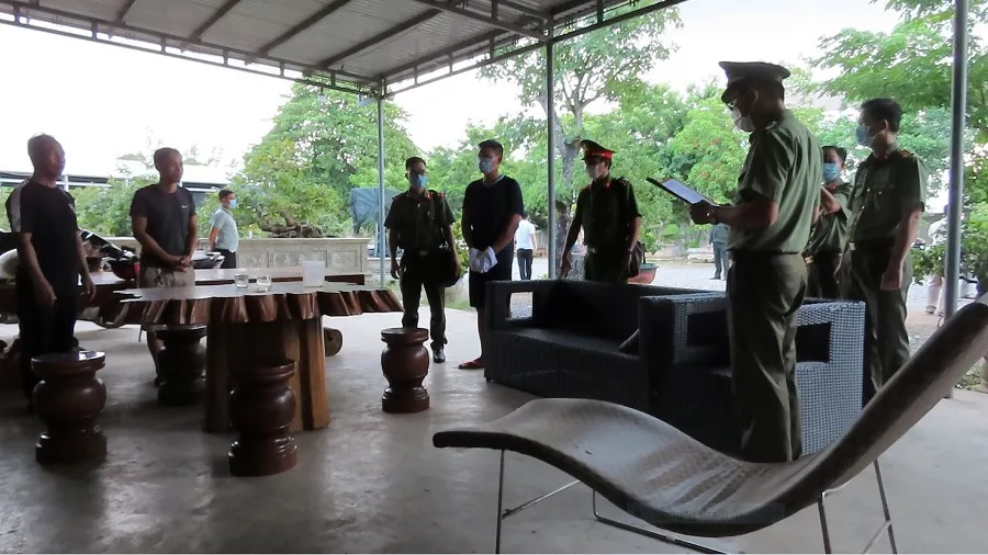 Quảng Trị: Khởi tố vụ án liên quan đến đường dây đánh bạc hàng trăm tỷ đồng ảnh 1 Quảng Trị: Khởi tố vụ án liên quan đến đường dây đánh bạc hàng trăm tỷ đồng ảnh 1