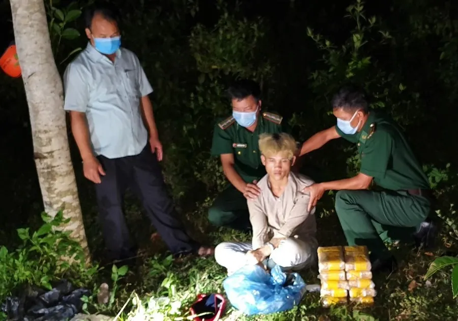 Quảng Trị: Bắt giữ đối tượng vận chuyển 60.000 viên ma túy tổng hợp ảnh 1 Quảng Trị: Bắt giữ đối tượng vận chuyển 60.000 viên ma túy tổng hợp ảnh 1