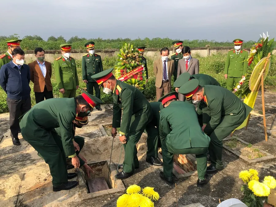 Quảng Trị: Truy điệu và an táng 2 hài cốt liệt sĩ ảnh 2 Quảng Trị: Truy điệu và an táng 2 hài cốt liệt sĩ ảnh 2