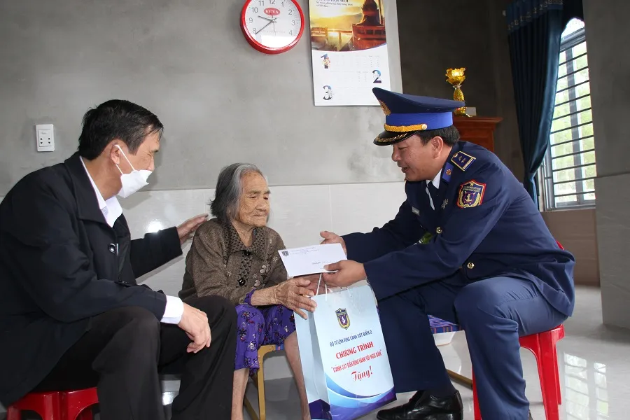 Tết của những chiến sĩ cảnh sát biển ảnh 4