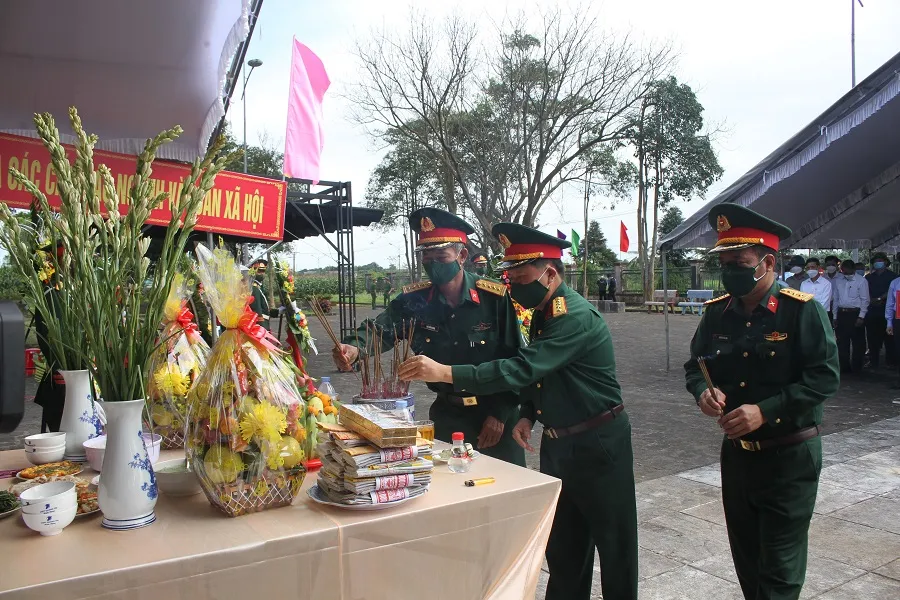 Quảng Trị: Truy điệu và an táng 16 hài cốt liệt sĩ ảnh 5