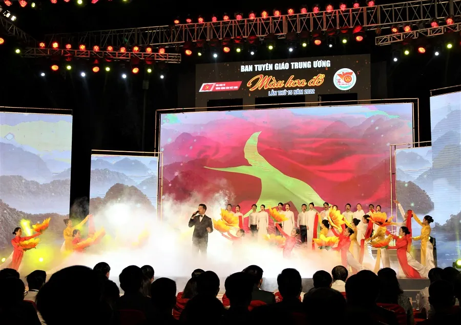 Chương trình nghệ thuật “Màu hoa đỏ“: Tái hiện lại những ký ức về một thời hoa lửa   ảnh 1