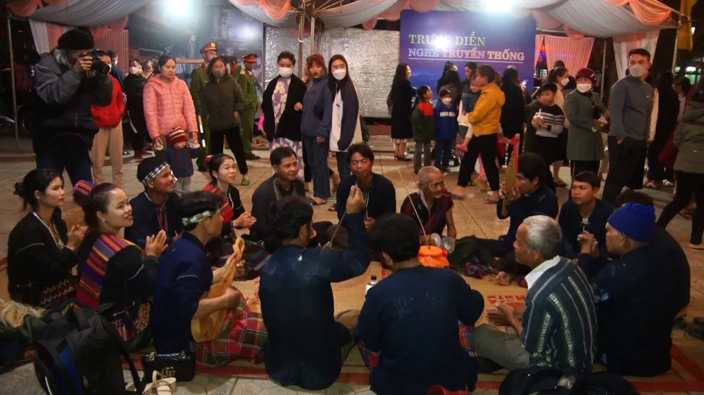 Không gian giao lưu văn hóa của người đồng bào dân tộc Vân Kiều, Pa Kô Không gian giao lưu văn hóa của người đồng bào dân tộc Vân Kiều, Pa Kô