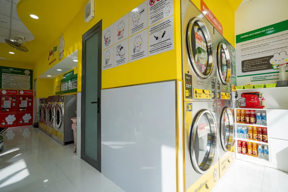 Toàn cảnh cửa hàng tự giặt sấy Joins Pro Toàn cảnh cửa hàng tự giặt sấy Joins Pro