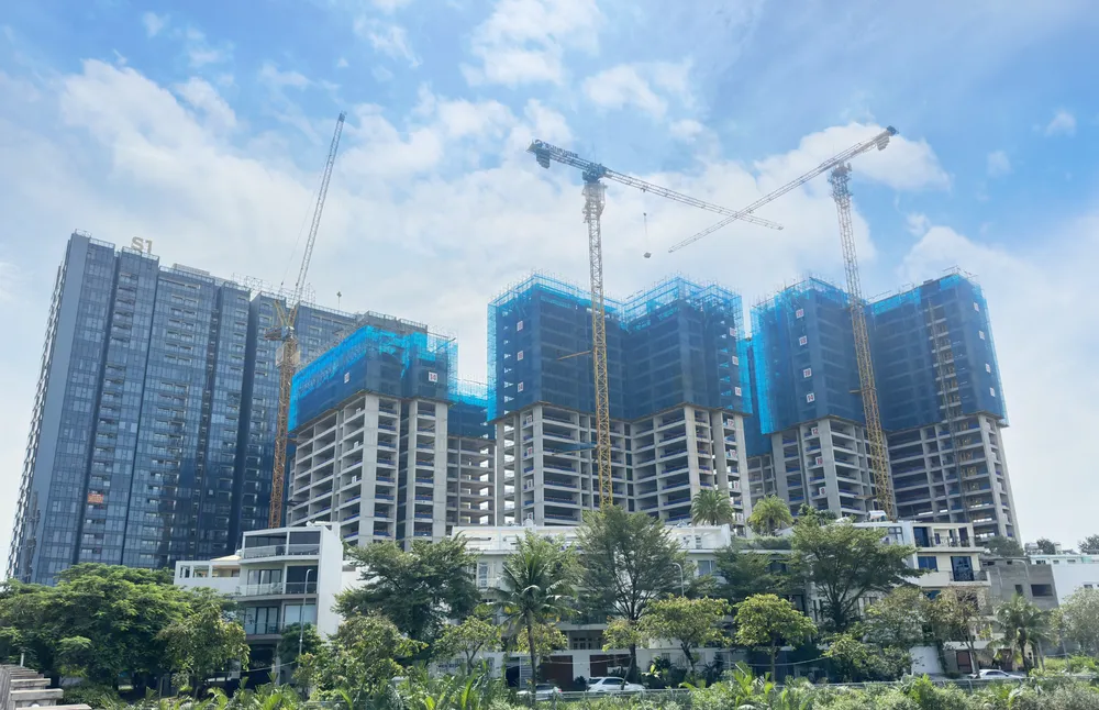 Cư dân sẽ được tận hưởng không gian sống trong lành, kế sông cận thủy, tránh xa những ồn ào của phố thị Cư dân sẽ được tận hưởng không gian sống trong lành, kế sông cận thủy, tránh xa những ồn ào của phố thị