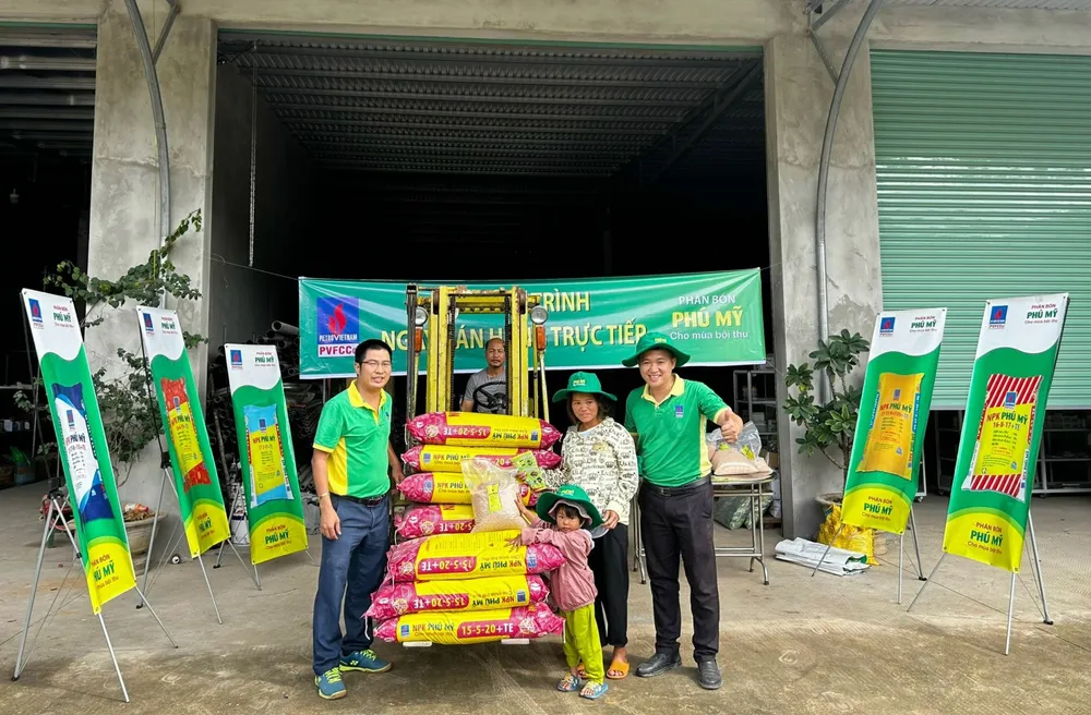 Phân bón Phú Mỹ trong 9 tháng đầu năm 2023 đạt trên 980 ngàn tấn, tăng 12% so với cùng kỳ Phân bón Phú Mỹ trong 9 tháng đầu năm 2023 đạt trên 980 ngàn tấn, tăng 12% so với cùng kỳ