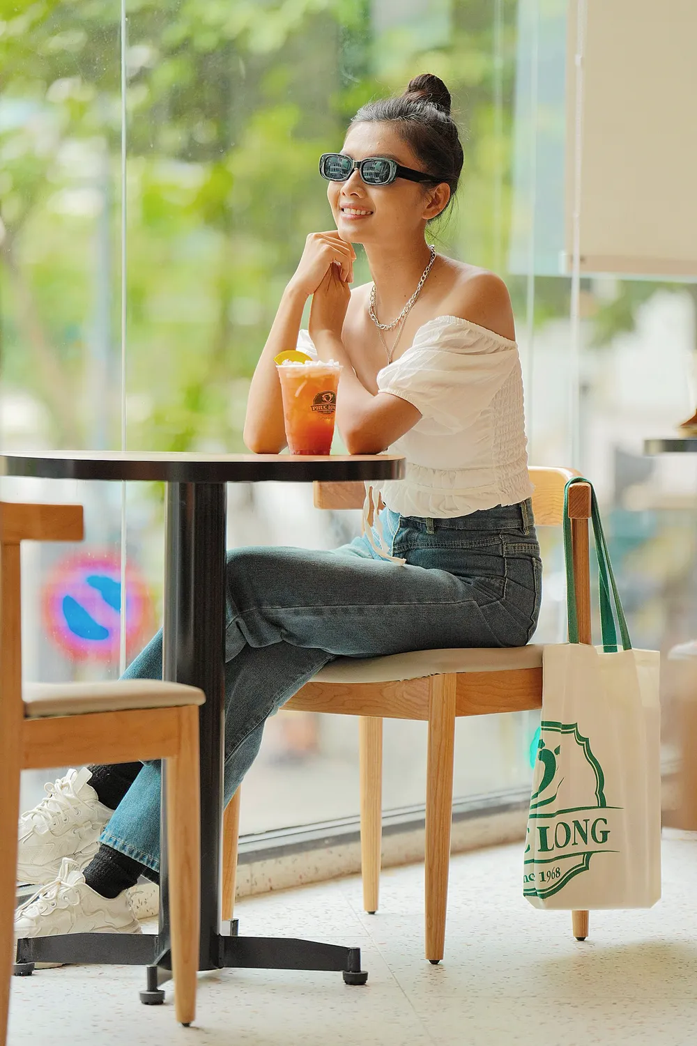 Các tín đồ của thương hiệu quốc dân như Phúc Long chắc chắn sẽ không muốn bỏ qua hương vị vừa độc lạ vừa thân quen Các tín đồ của thương hiệu quốc dân như Phúc Long chắc chắn sẽ không muốn bỏ qua hương vị vừa độc lạ vừa thân quen