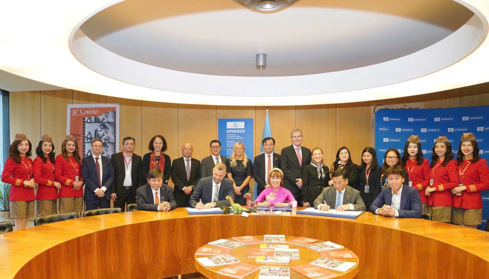 Lễ ký kết Khung thỏa thuận hợp tác giữa UNESCO và SOVICO giai đoạn 2025–2035 sovico 3.jpeg