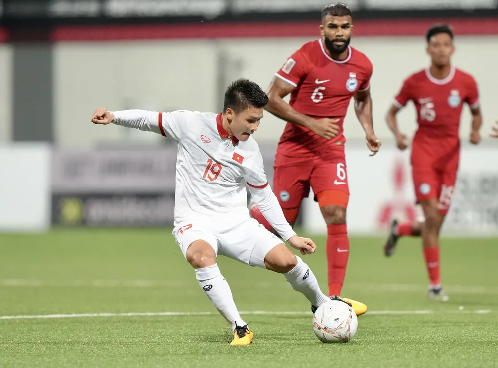 Đội tuyển Việt Nam trong trận hòa 0-0 trước Singapore cũng trên sân Jalan Besar tại giải vô địch Đông Nam Á năm 2022 X6b.jpg