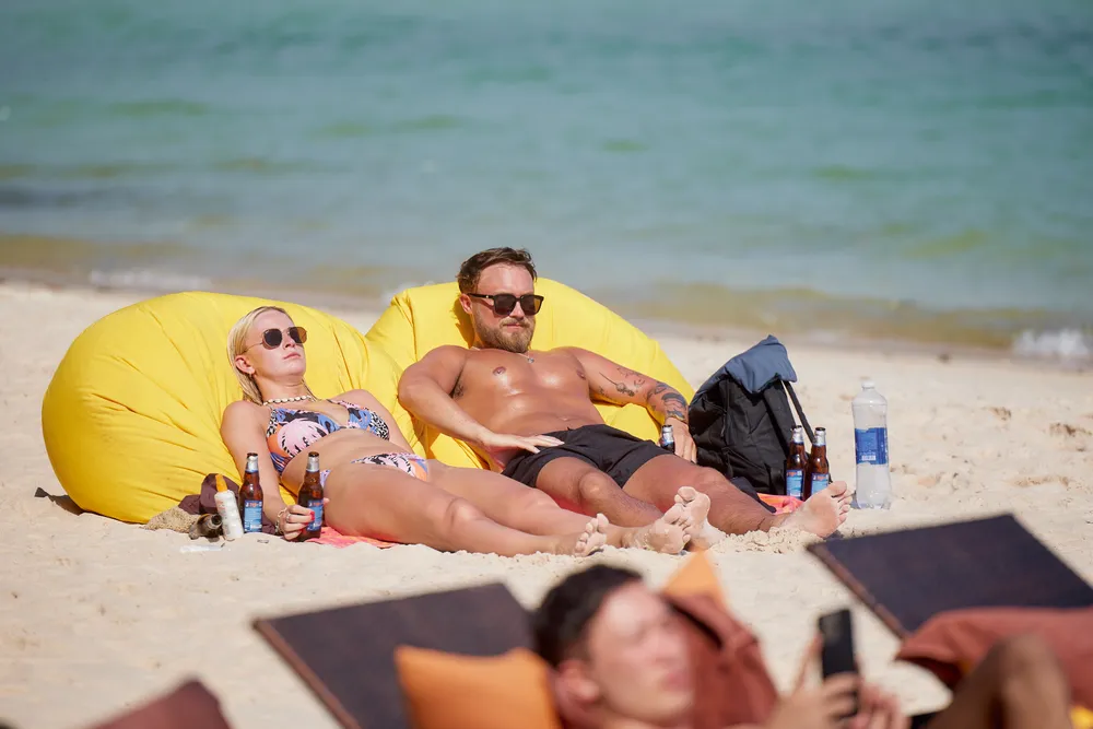 Du lịch Phú Quốc sôi động với nhiều đường bay quốc tế mới Khách Tây.jpg