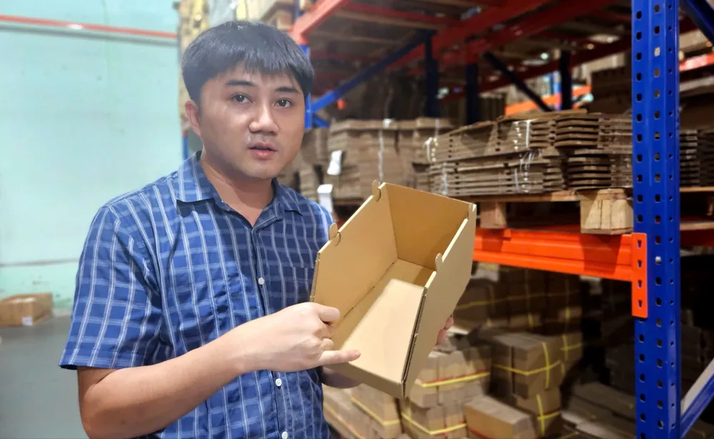 Mr. Do Huu Tan introduces the innovations in Magix packaging solutions U3b.jpg