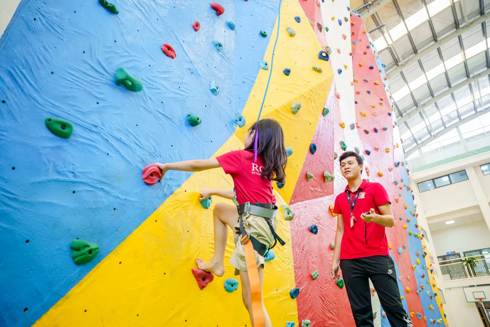 Nhiều môn thể thao thú vị được lồng ghép trong chương trình hè 2025 tại Royal School 2025_PR_RoyalSchool_SGGP_Hinh12.jpg