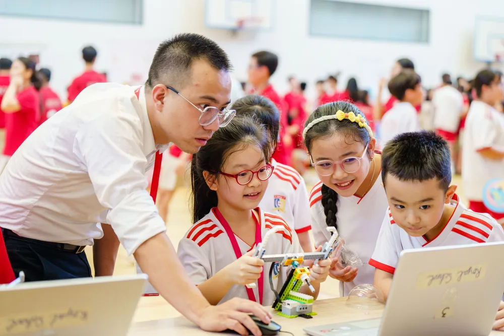 2025_PR_RoyalSchool_SGGP_Hinh3.jpg