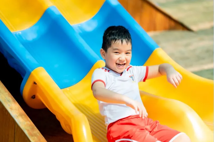 Môi trường học tập năng động với nhiều hoạt động giúp học sinh Royal School phát triển bản thân 12.jpg