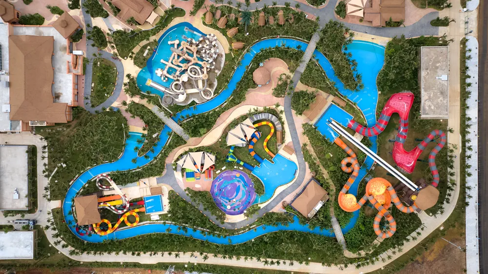 Sun World Sầm Sơn là thế giới trò chơi nước đa tầng, giàu cảm xúc. Ảnh: Sun World Sun World Sam Son Ưu đãi 30% giá vé cho khách Thanh Hóa - 3.jpg