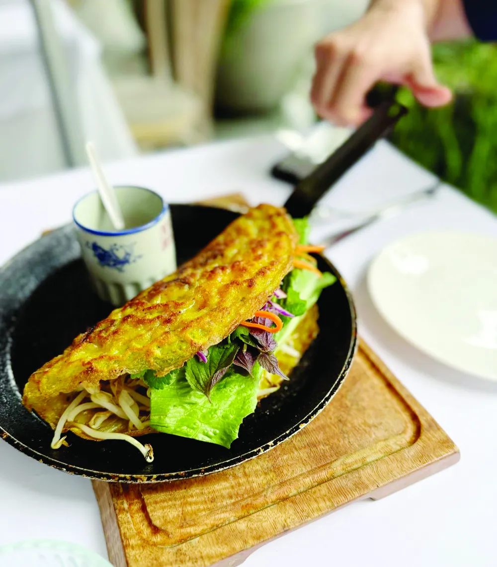 Bánh xèo tại nhà hàng Lady Chu CN8b.jpg