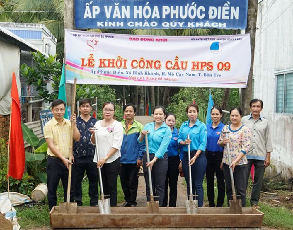 Theo hướng dẫn của Bộ Nội vụ, trước mắt giữ nguyên tên các thôn (ấp), tổ dân phố tại các đơn vị hành chính cấp xã (mới) cho đến khi có quy định mới của Chính phủ Y4a.jpg
