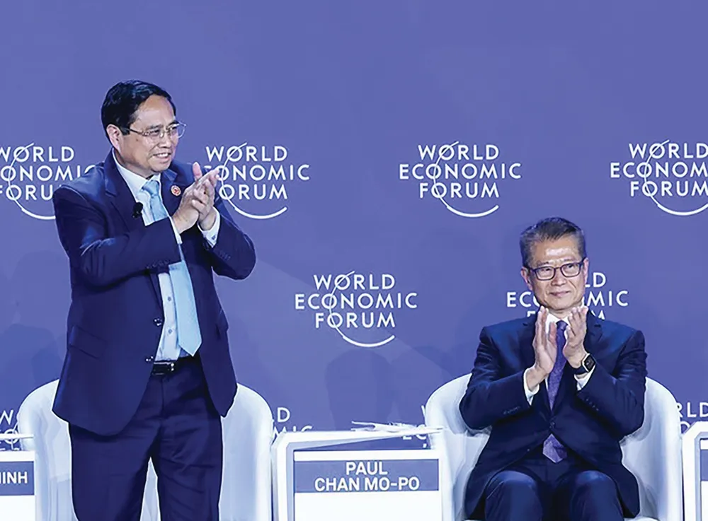 Thủ tướng Phạm Minh Chính tham dự Phiên thảo luận “Thế kỷ của châu Á có đang gặp thách thức?”. Ảnh: TTXVN !1b.jpeg