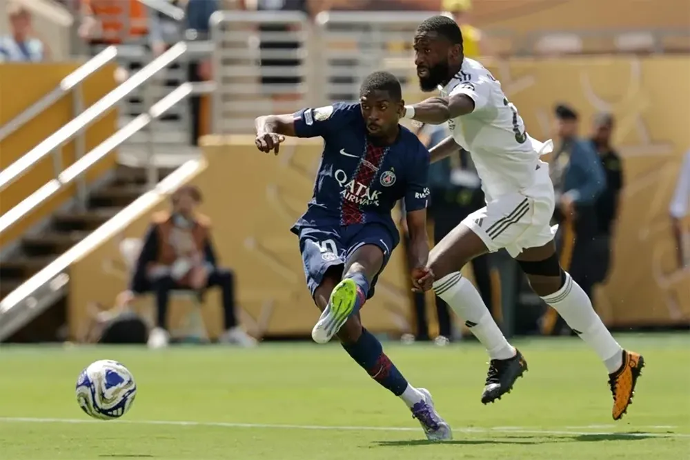 Dembele ghi bàn vào lưới Real Madrid ở trận bán kết K6C.jpg