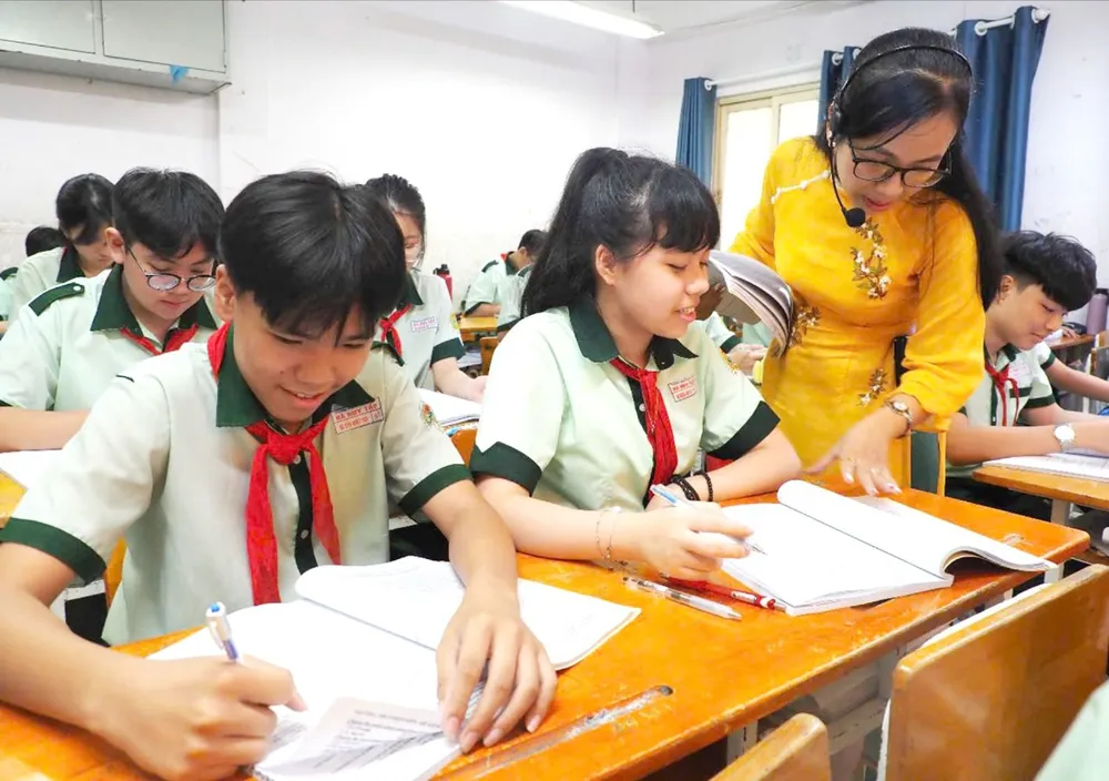 Học sinh Trường THCS Hà Huy Tập (phường Gia Định, TPHCM) trong giờ học vào cuối tháng 5-2025. Ảnh: MINH THƯ W4b.jpg