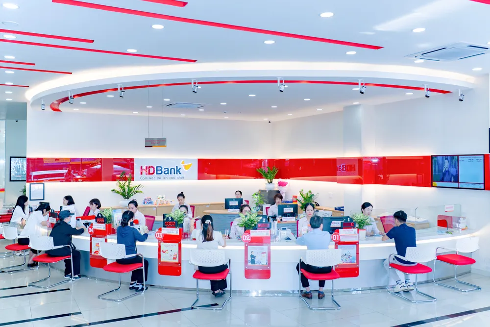 Lãi suất chỉ từ 3%/năm, HDBank kích hoạt 2 gói vay quy mô 35.000 tỷ đồng hỗ trợ doanh nghiệp tăng tốc và chuyển đổi số ảnh 1 PIA08131.jpg