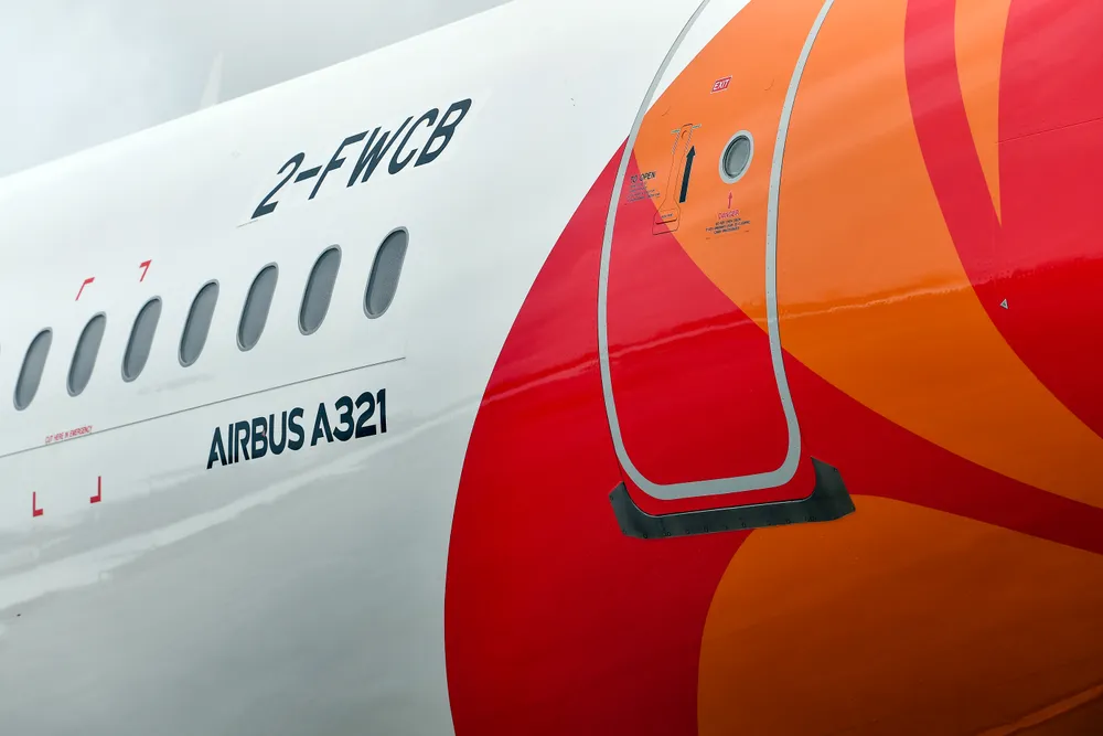sun-phu-quoc-airways-don-tau-bay.jpg