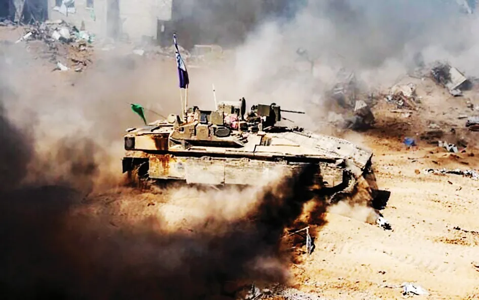 Xe tăng của Israel tiến vào thành phố Gaza. Ảnh: IDF V8c.jpeg