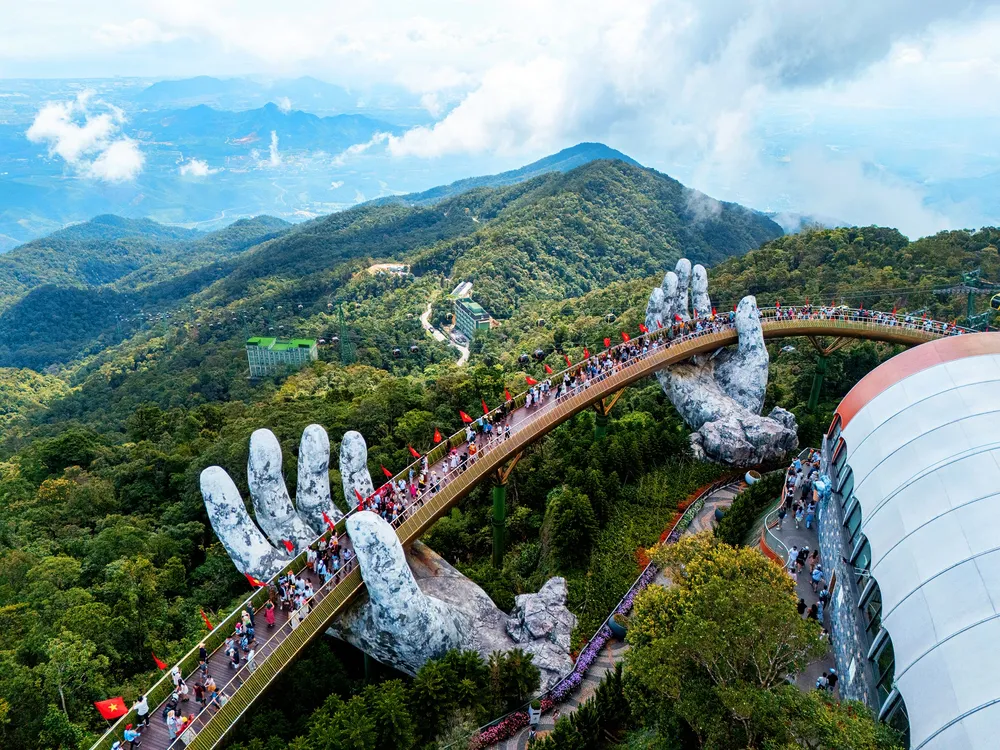 Chặng bay Hà Nội - Đà Nẵng lọt top 10 đường bay nội địa nhộn nhịp nhất toàn cầu du-lich-da-nang-tang-truong.jpg