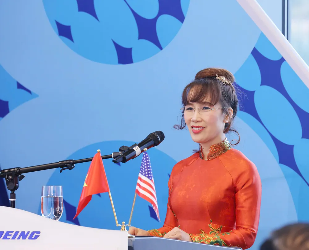 Chủ tịch Vietjet, Tiến sĩ Nguyễn Thị Phương Thảo phát biểu tại lễ bàn giao máy bay giữa Vietjet và Boeing Photo 3.jpg