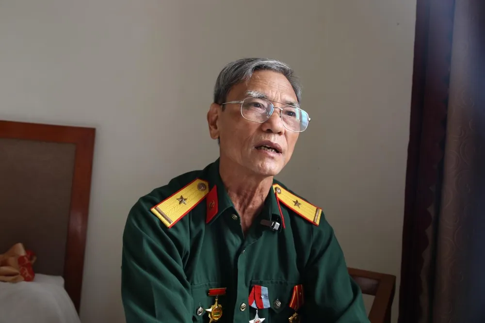 Cựu chiến binh Vũ Thế Huyền chia sẻ lại ký ức về mùa hè đỏ lửa năm 1972 1758702983326-5411.png