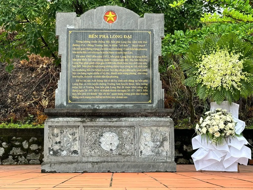 Bến phà Long Đại hôm nay 1758702983533-7941.png