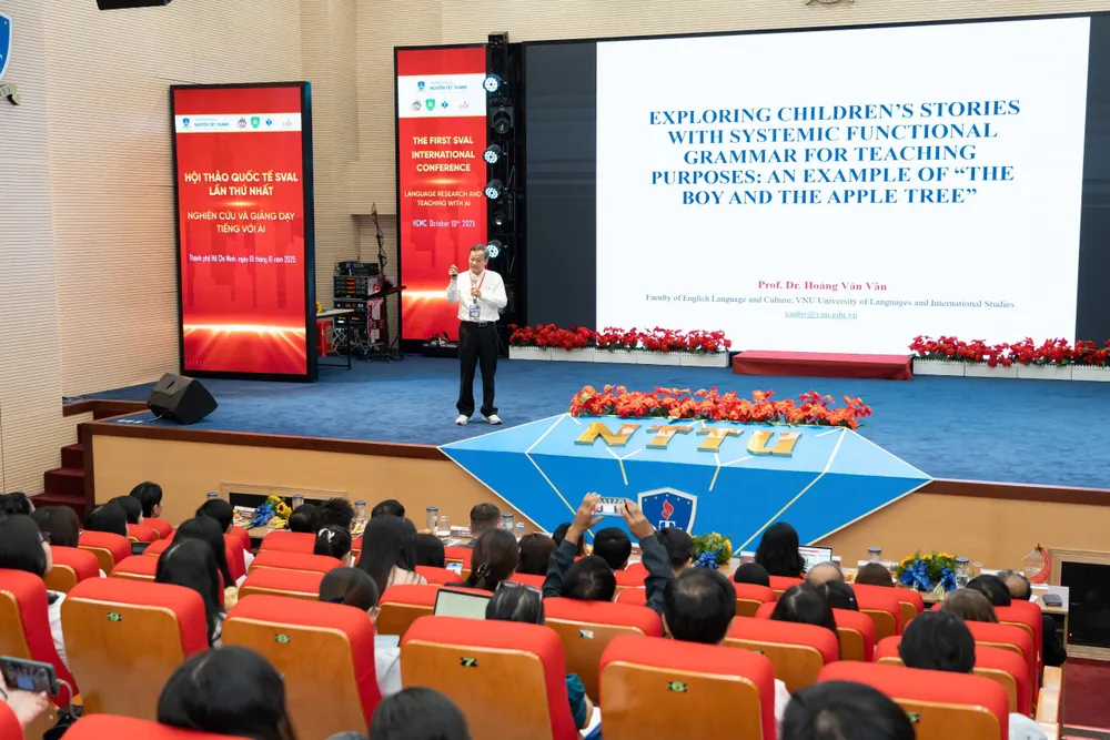 GS.TS. Hoàng Văn Vân - ĐH Ngoại ngữ ĐH QGHN GS.TS. Hoàng Văn Vân - ĐH Ngoại ngữ ĐH QGHN.jpg