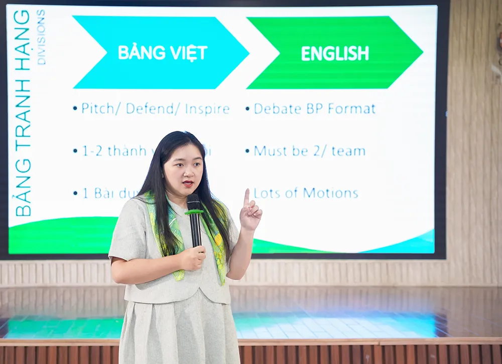 Ths. Phan Mỹ Linh đặt nhiều kỳ vòng vào chất lượng thí sinh mùa 3, đồng thời bày tỏ mong muốn Tiếng nói Xanh sẽ là sân chơi để các bạn học sinh THPT toàn quốc khai phá tiềm năng của bản thân Anh 2.jpg
