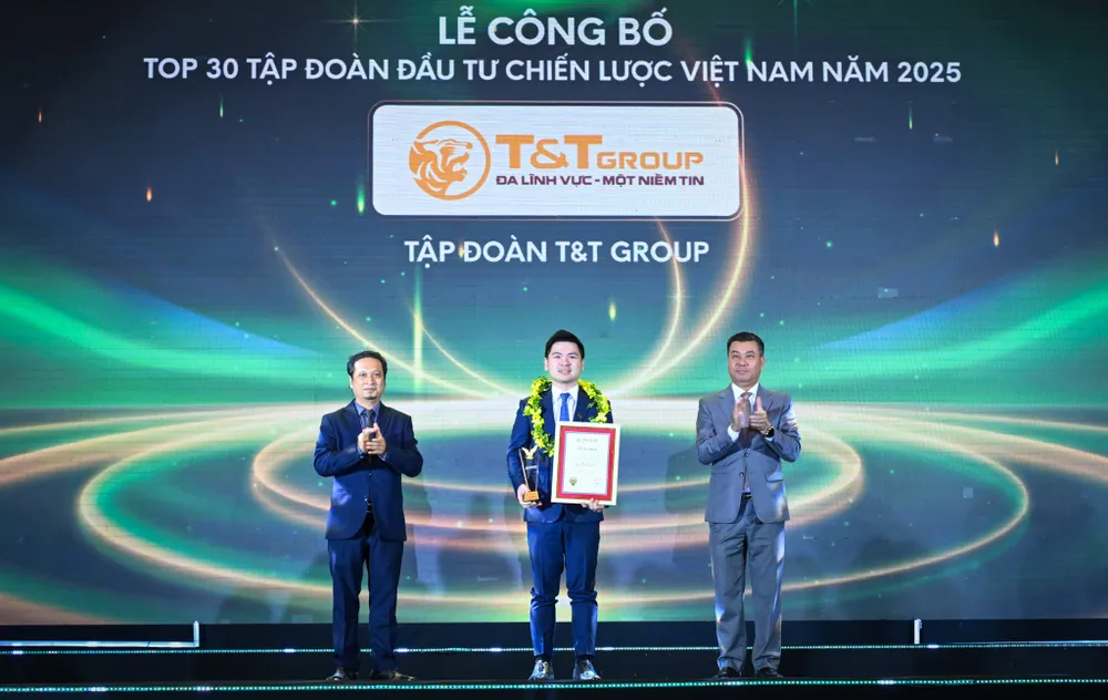 Tập đoàn T&T Group được vinh danh trong bảng xếp hạng ALPHA 30 - Top 30 tập đoàn đầu tư chiến lược Việt Nam năm 2025 DAT_1609.JPG