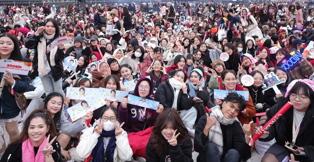 Fanoušci umělce na hudební show. Foto: Organizátoři K6a.jpg