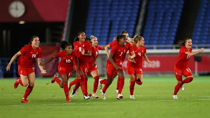 Bóng đá nữ Canada lần đầu giành HCV Olympic ảnh 3