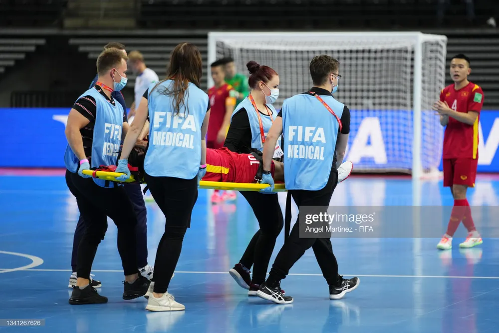 Futsal World Cup 2021: Đội tuyển Việt Nam chiến đấu quả cảm để giành vé vào vòng 1/8 ảnh 2