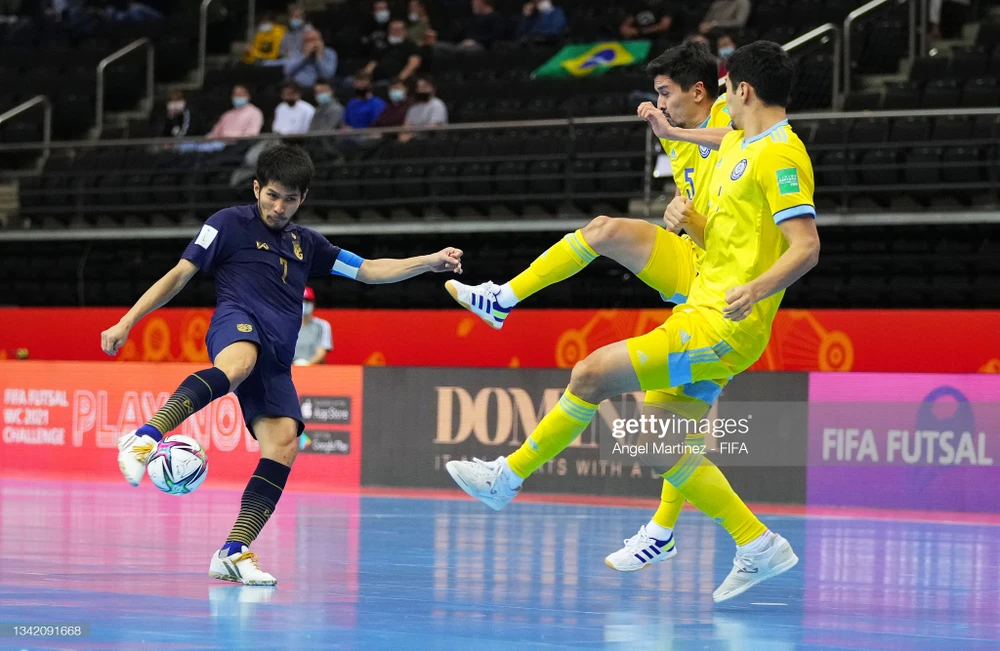 Thái Lan chia tay Futsal World Cup 2021 bằng thất bại 0-7 trước Kazakhstan. Ảnh: GETTY